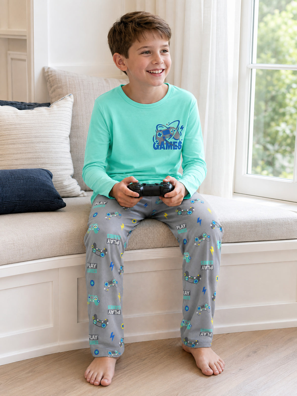 Beezizac boys pajama set — Mint‑Grey Game Controller & Play Games